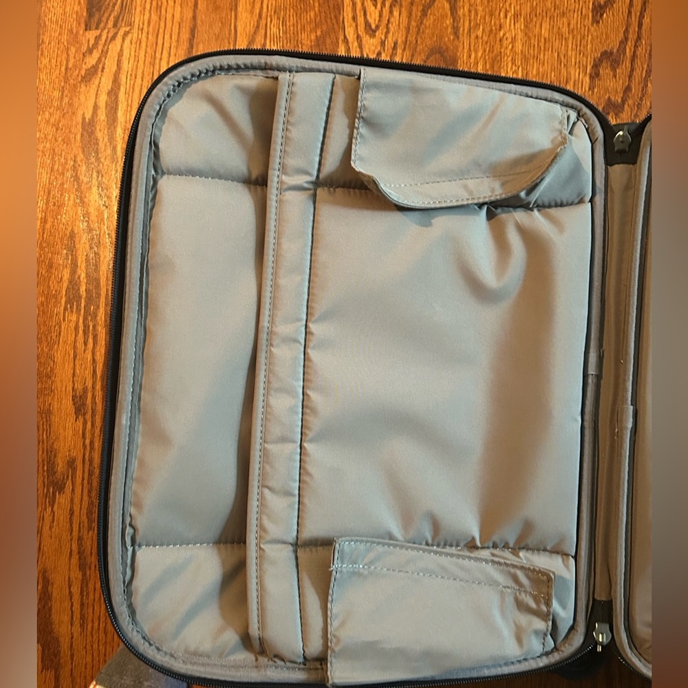 Briggs & Riley Black Rolling Briefcase - Picture 4 of 10